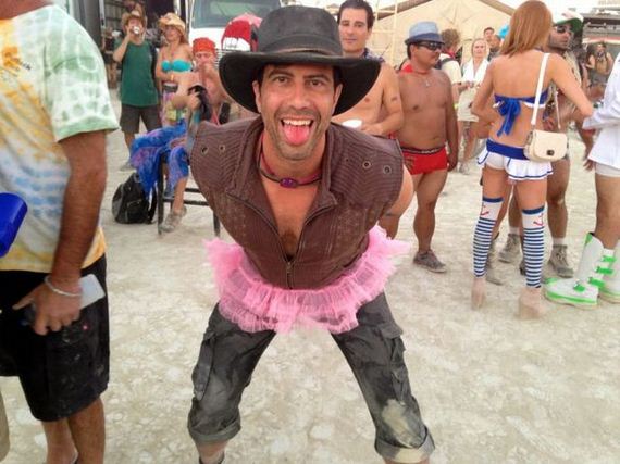 the_cool_and_creative_costumes_seen_at_burning_man_this