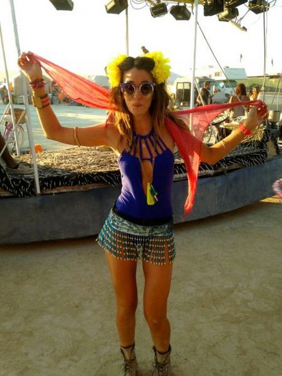 the_cool_and_creative_costumes_seen_at_burning_man_this