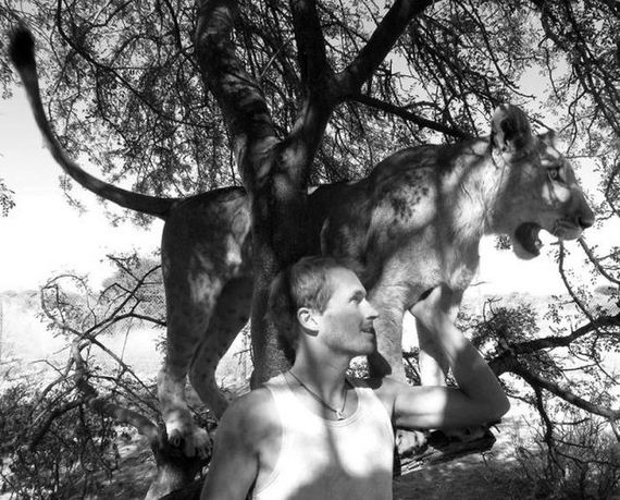 the_man_who_lived_with_lions_in_africa