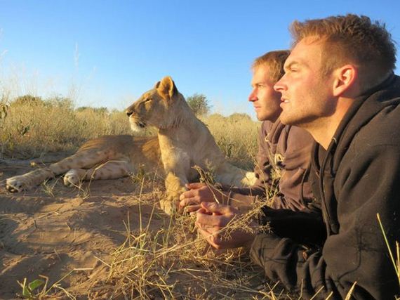 the_man_who_lived_with_lions_in_africa