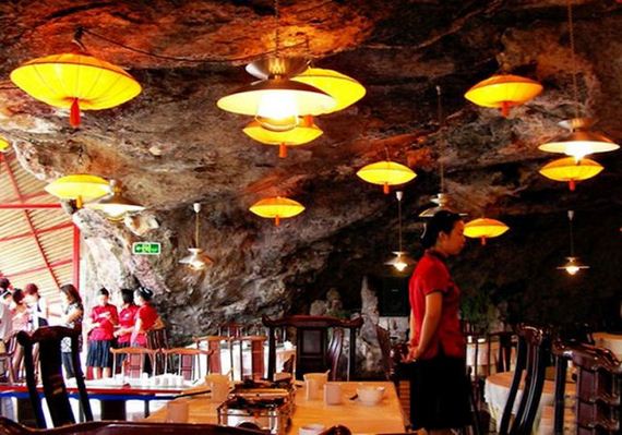 the_remarkable_cliffhanging_chinese_restaurant