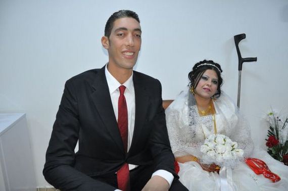 the_tallest_man_in_the_world_gets_married