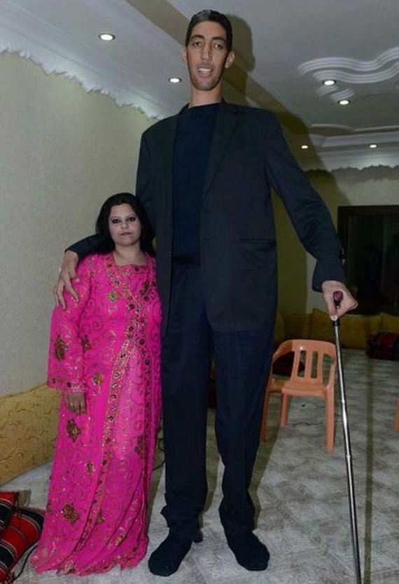 the_tallest_man_in_the_world_gets_married