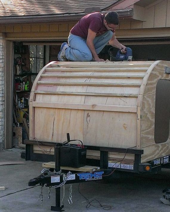 tiny_camping_trailer