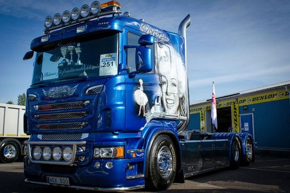 trailer_01