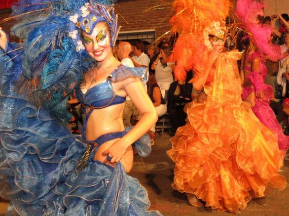 uruguays_montevideo_street_carnival