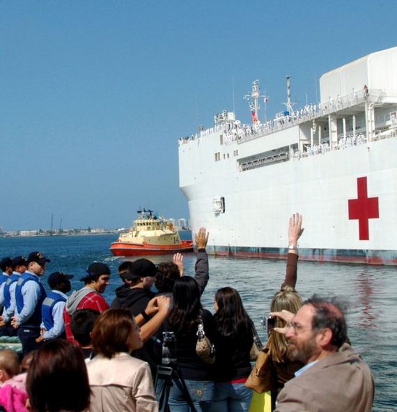 usns_mercy_comfort