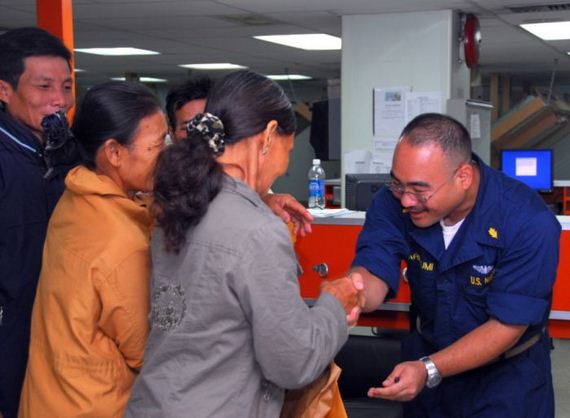 usns_mercy_comfort
