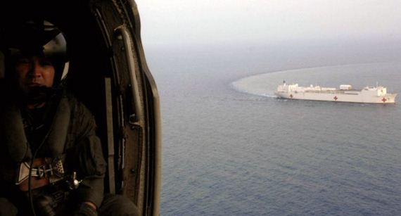 usns_mercy_comfort