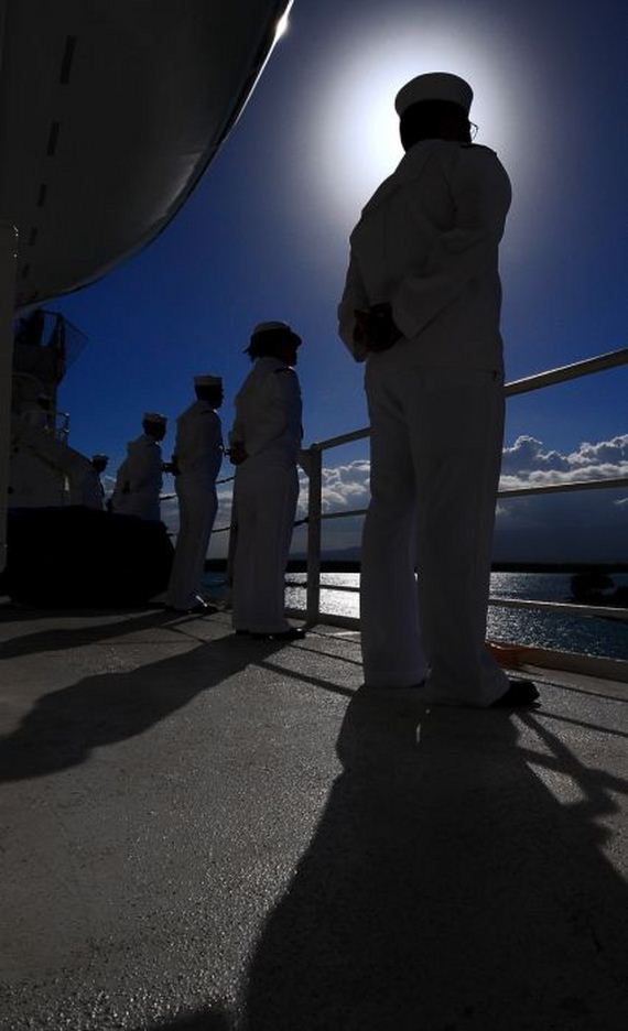usns_mercy_comfort