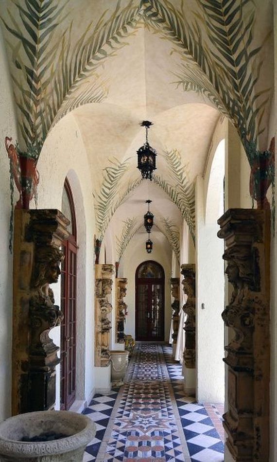 versace_mansion