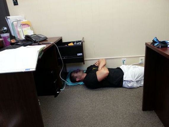 work_fails_job_lols