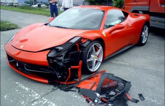 wreck_ferrari