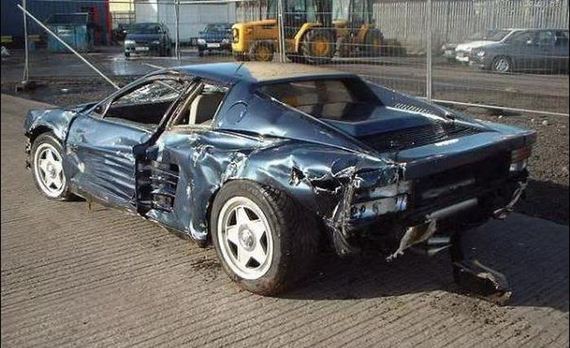 wreck_ferrari