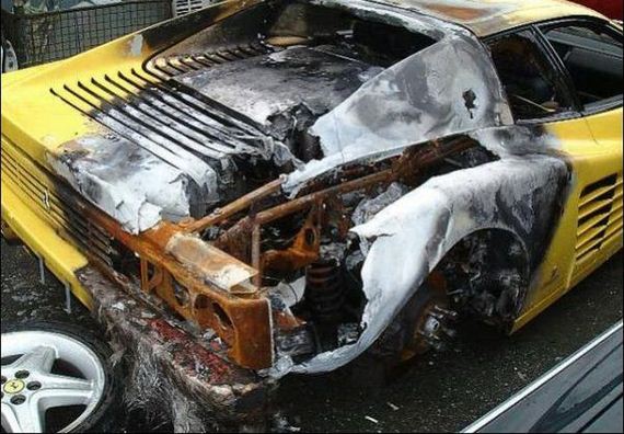 wreck_ferrari