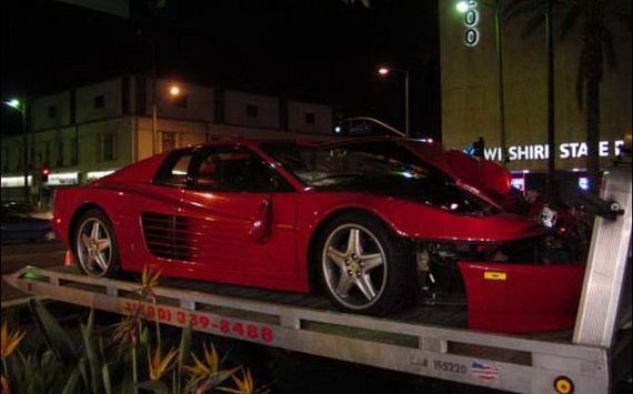 wreck_ferrari