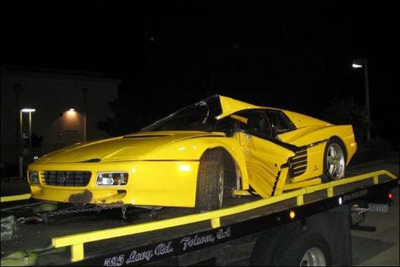 wreck_ferrari