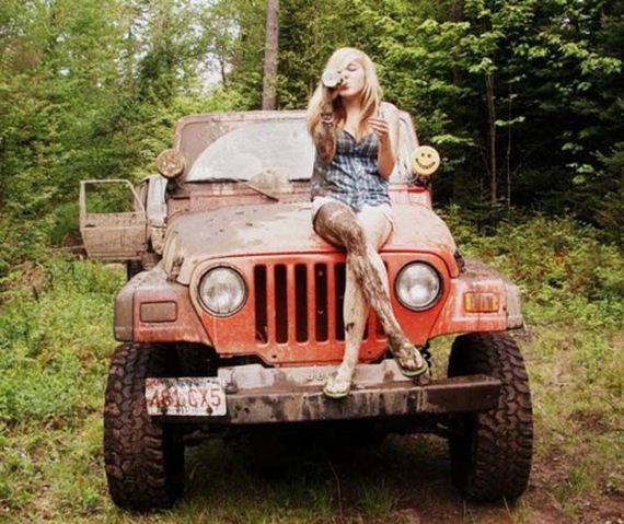 Hot-girls-Jeeps
