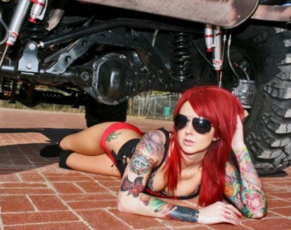 Hot-girls-Jeeps