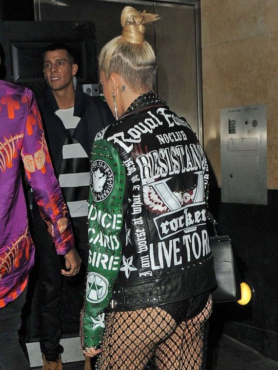 Rita-Ora-Hot-at-Cirque