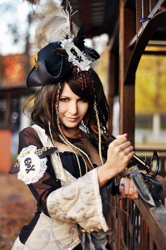 Sexy-girl-pirate