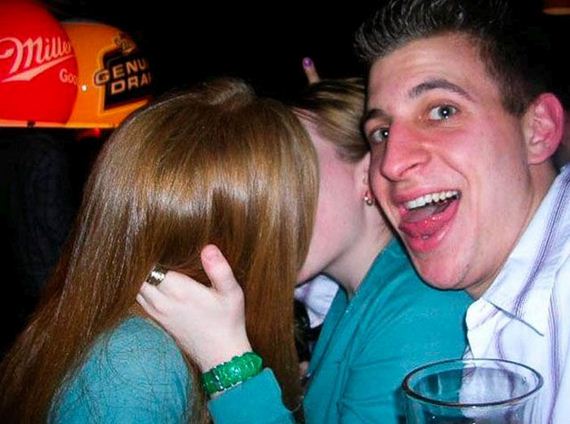 drunk_girls_kissing