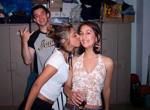 drunk_girls_kissing