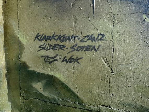 jurassic_park_graffiti