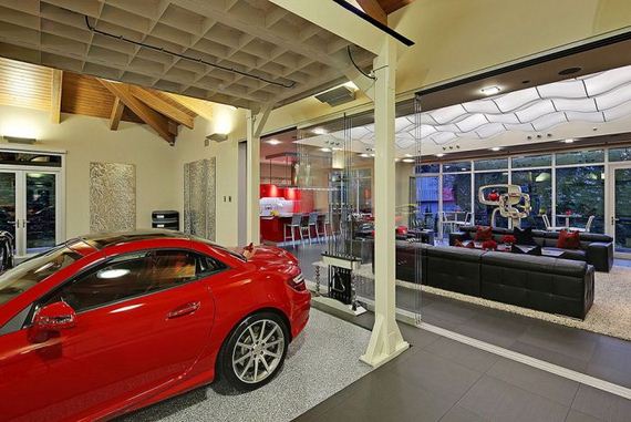 mansion_garage