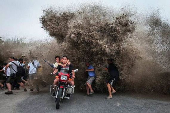 massive_tidal_wave