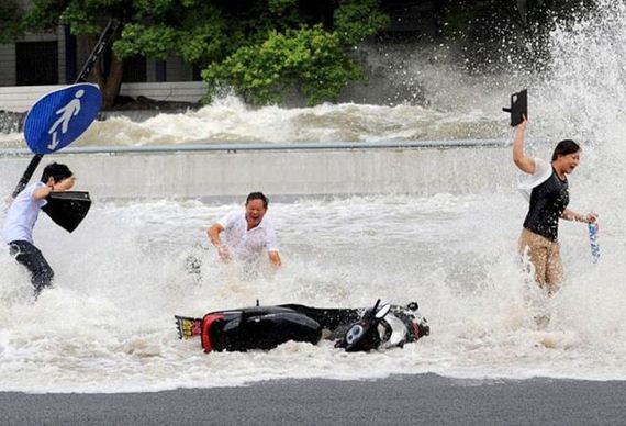 massive_tidal_wave