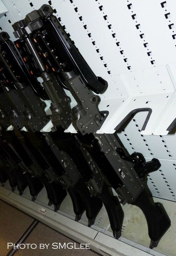 navy_seal_armory