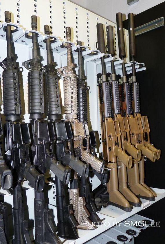 navy_seal_armory