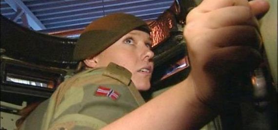 norwegian_military_girl
