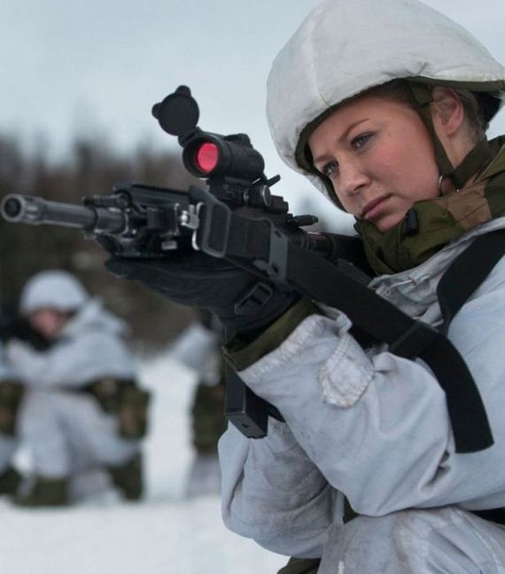 norwegian_military_girl