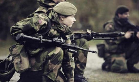 norwegian_military_girl
