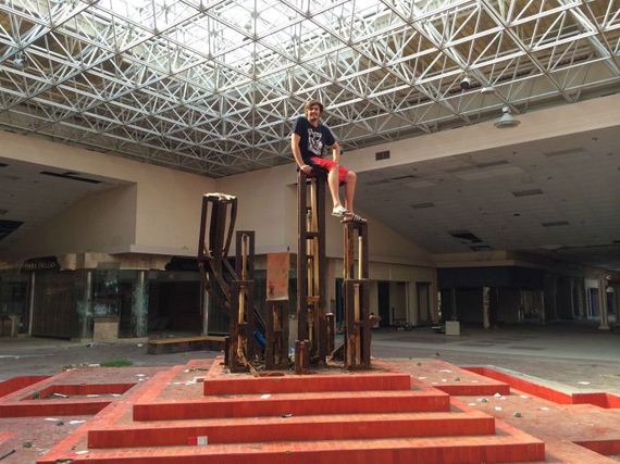 rolling_acres_mall