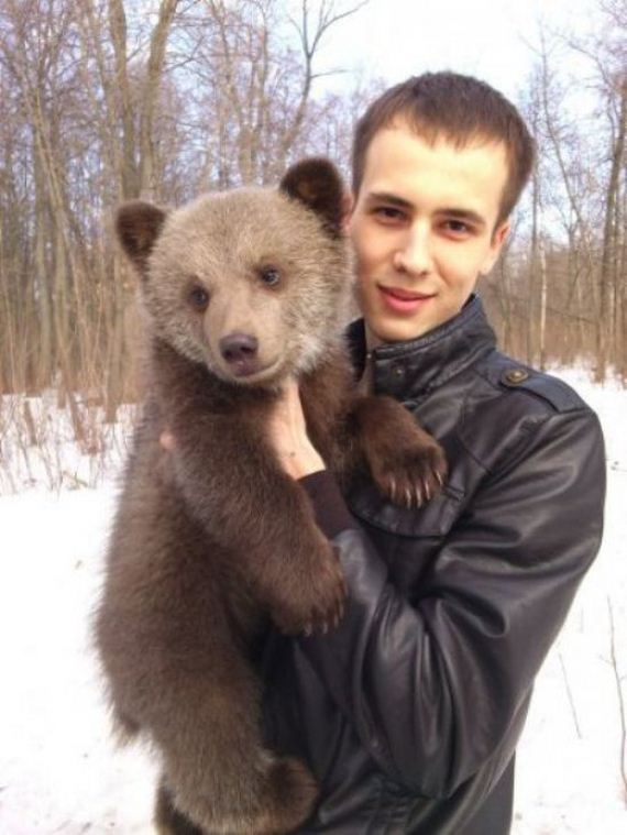 russia-bears-streets