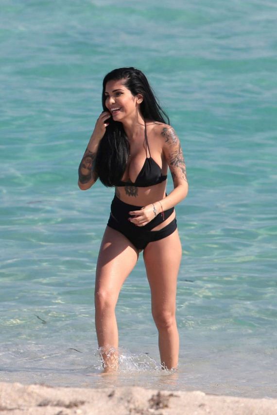 Cami-Li-in-Black
