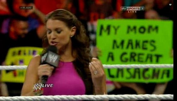 Holding-Funniest-Sports-Signs