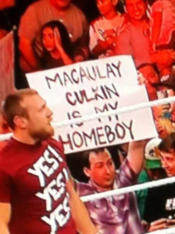 Holding-Funniest-Sports-Signs