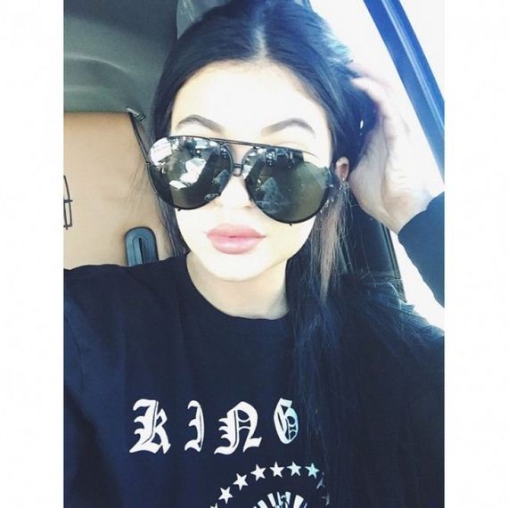 Kylie-Jenner-Hot