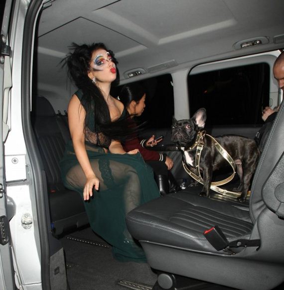 Lady-Gaga-in-Green-Dress