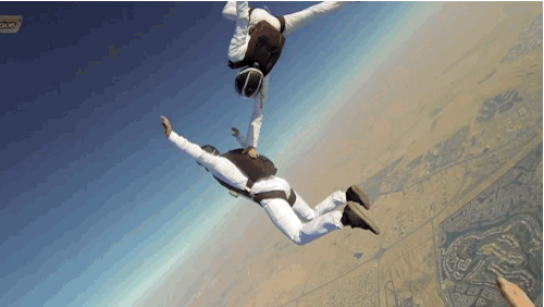 Synchronized-Skydiving