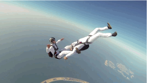 Synchronized-Skydiving