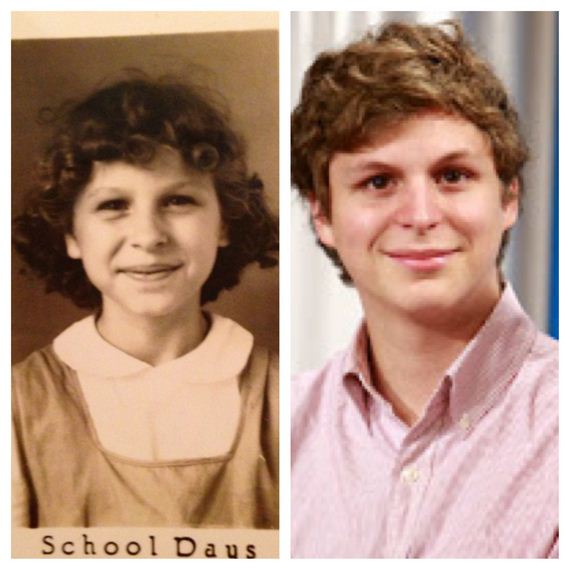 Women-Childre-Michael-Cera
