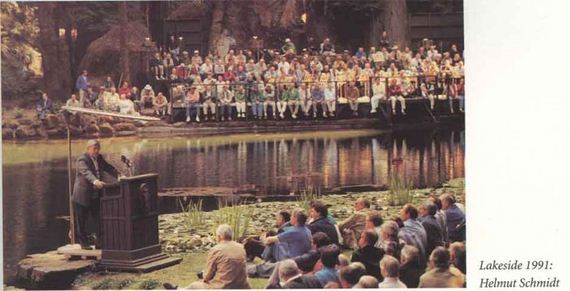 Candid Photos From The Bohemian Grove Meeting - Barnorama