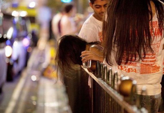 british_young_drinkers