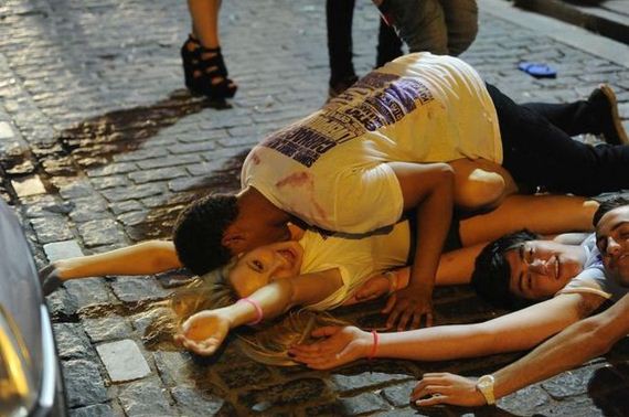 british_young_drinkers