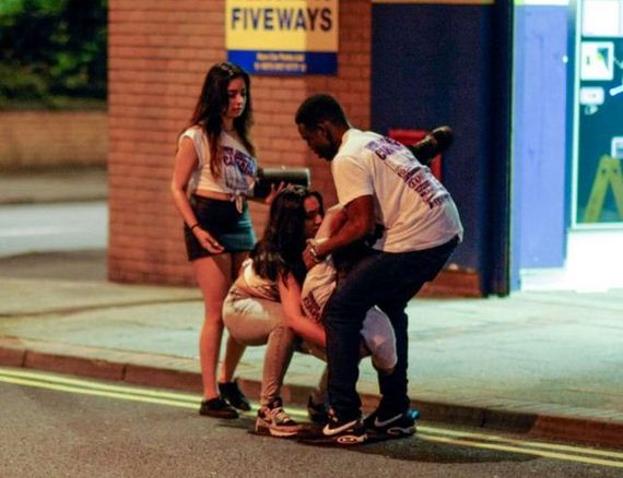 british_young_drinkers